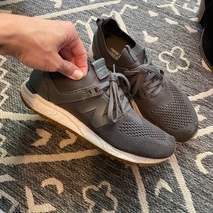 Women’s New Balance 247